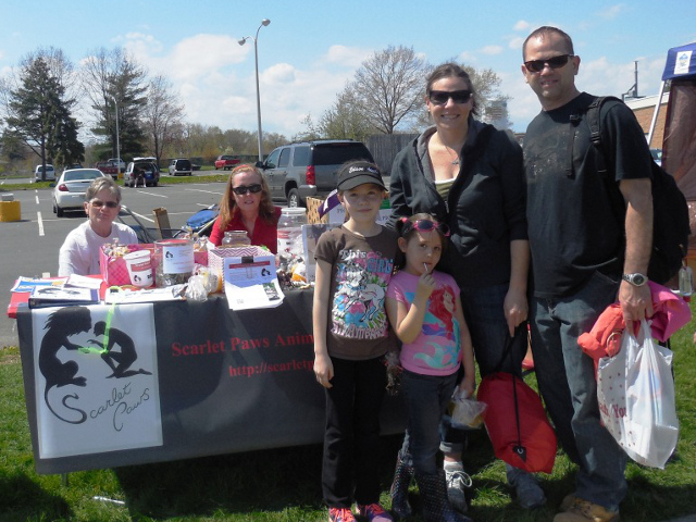 Marge Kerber, Carol Gibson, Jen Evans and family